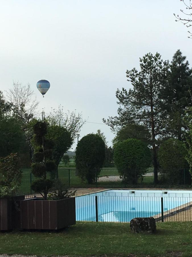Camping De La Croix D'Arles ブール エクステリア 写真